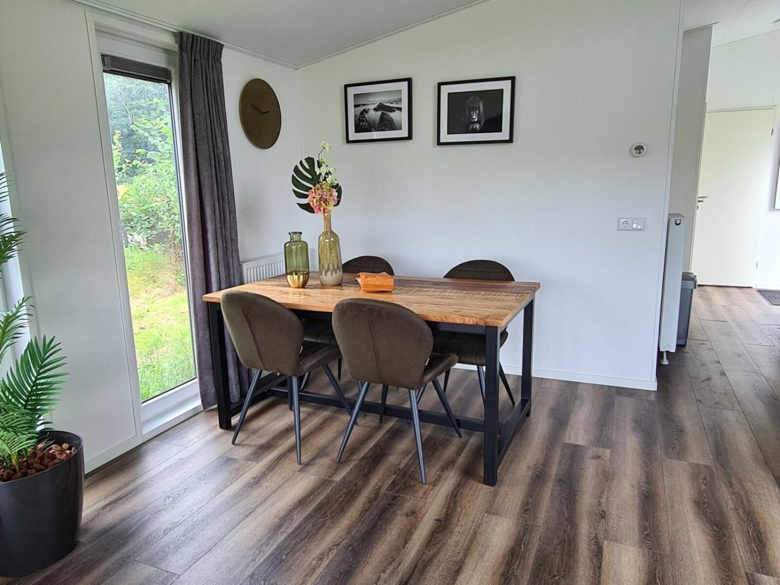 Recreatiepark De Tien Heugten Schoonloo Luaran gambar
