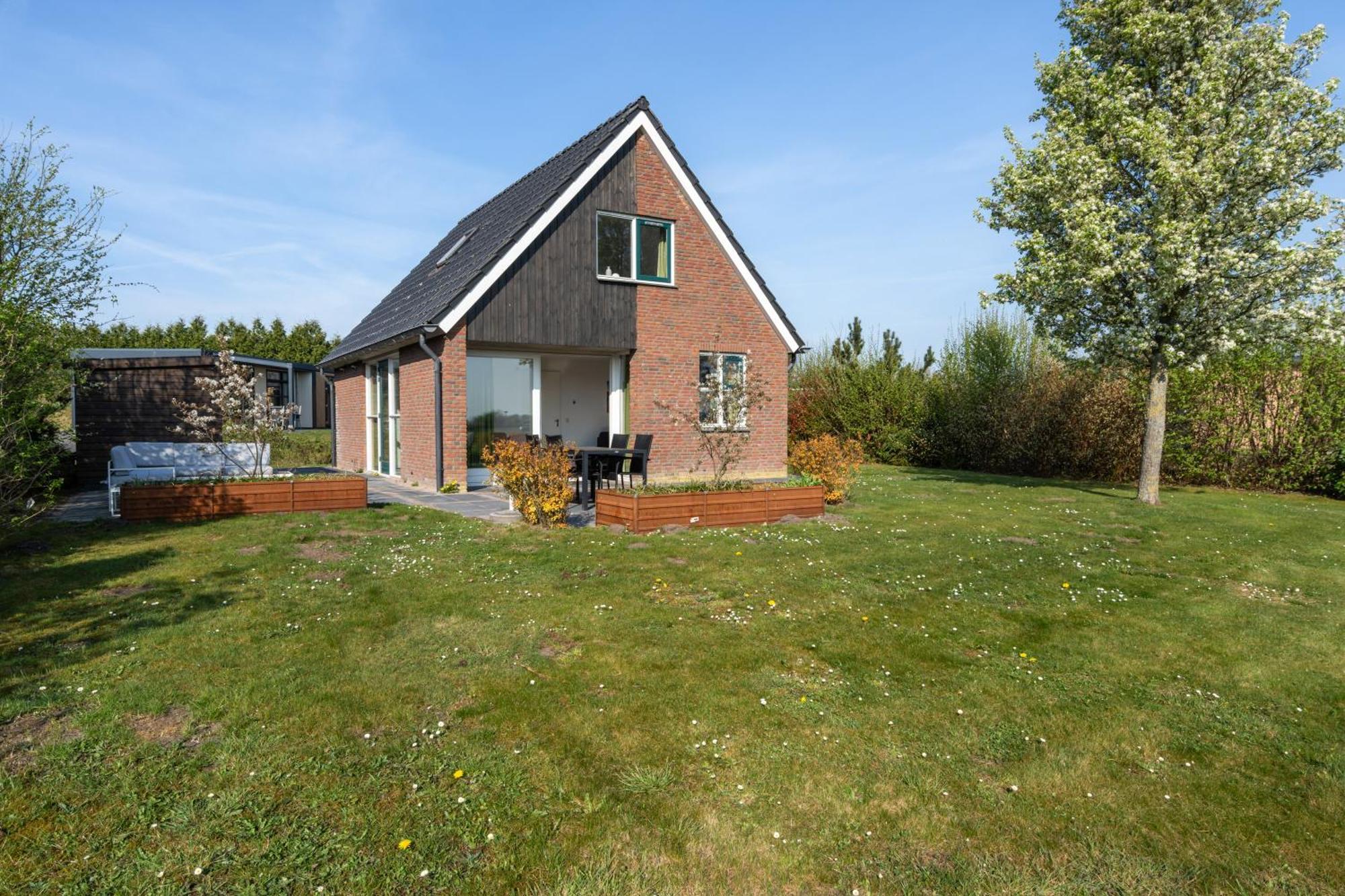 Recreatiepark De Tien Heugten Schoonloo Luaran gambar
